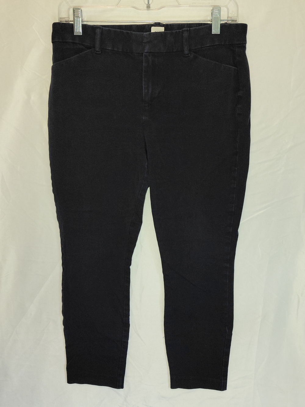 GAP Women's Skinny Jeans in Black